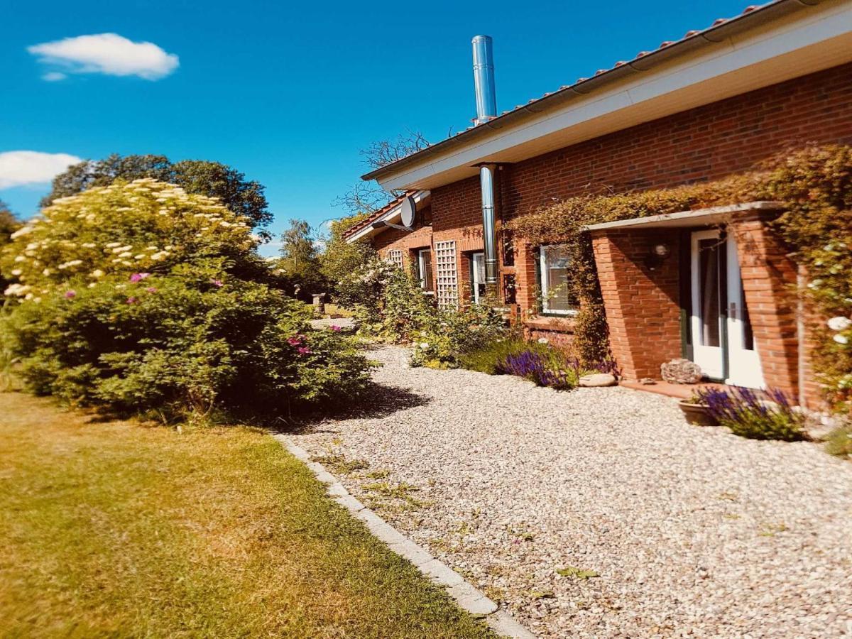 Ferienhaus Extrazeit_Urlaub Hasselberg  Екстериор снимка